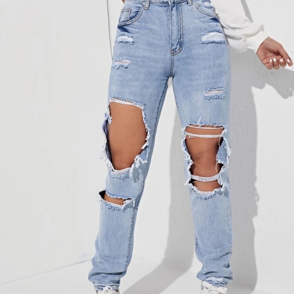 SHEIN NWT Boyfriend Straight Leg Ripped Jeans XXS Size 0